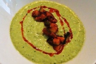 Receta de crema de aguacate y guindilla