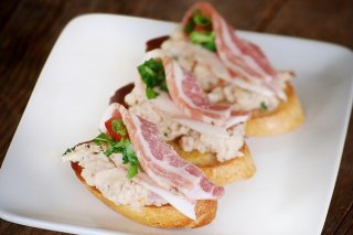 Receta de crostini de pollo