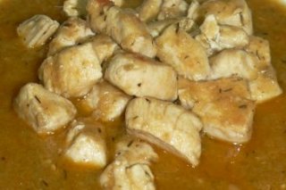 Receta de dados de pollo en salsa