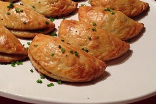 Receta de empanadillas de guisantes y queso