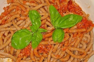 Receta de espaguetis a la albahaca