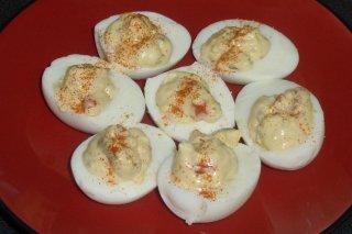 Receta de huevos rellenos picantes