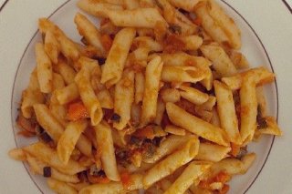 Receta de macarrones con tomate y queso