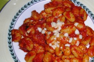 Receta de pasta con tomate y mozzarella