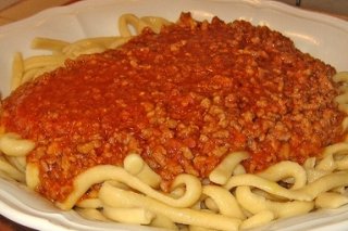 Receta de pasta fresca con salsa boloñesa