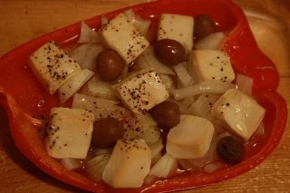 Receta de pimiento asado con pipirrana de tofu
