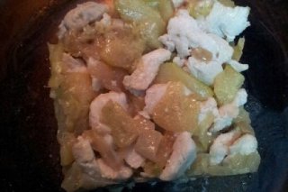 Receta de pollo con calabacín y cebolla