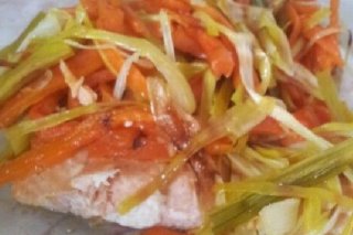 Receta de salmón con verduras