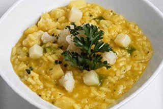Receta de sopa de arroz, patatas y perejil