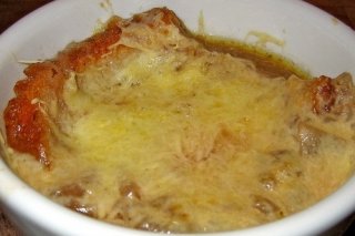Receta de sopa de cebolla con picatostes