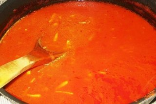 Receta de sopa de tomate con picatostes