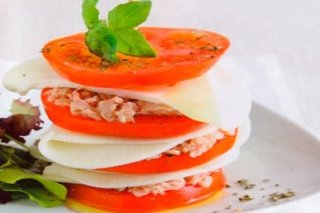 Receta de timbal de tomate con atún y mozzarella