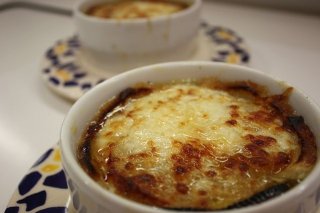 Receta de zuppa pavese