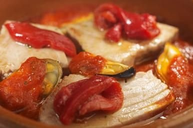 Receta de Atún a la vizcaína con mejillones