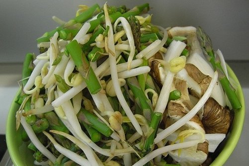 Receta de Ensalada de brotes de soja con cebolleta