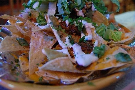 Receta de Nachos con queso y salsa agria