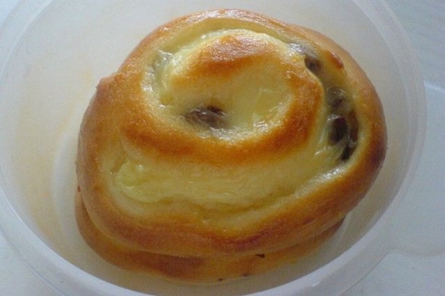 Receta de Pastel de crema con pasas