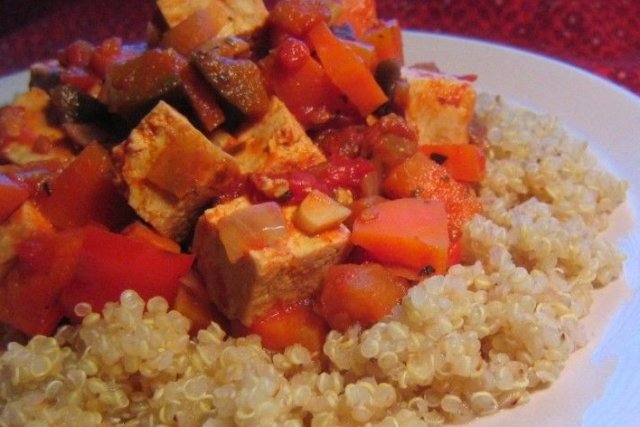 Receta de Quinoa con atún y verduras