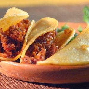 Receta de Tacos sudados de chicharrón prensado